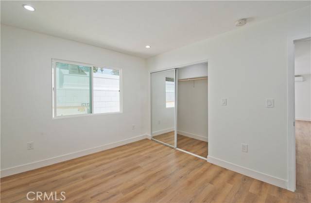 Los Angeles, CA 91406,6962 Shoshone Avenue
