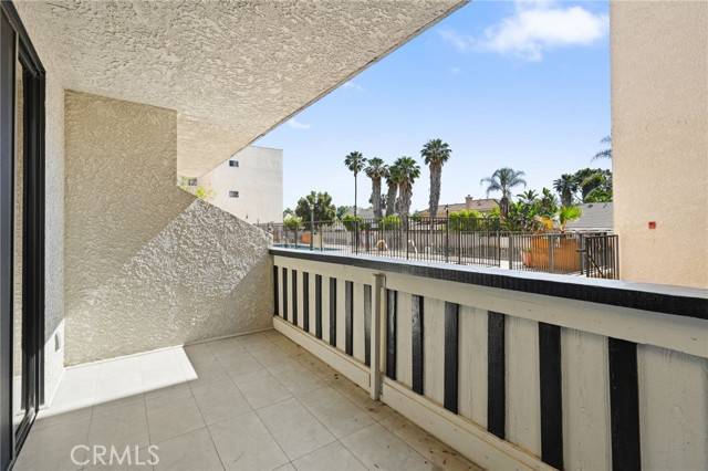 Northridge (los Angeles), CA 91324,19029 Nordhoff Street #103
