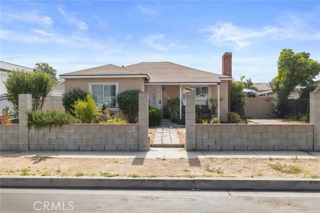 North Hollywood (los Angeles), CA 91605,8054 Rhodes Avenue