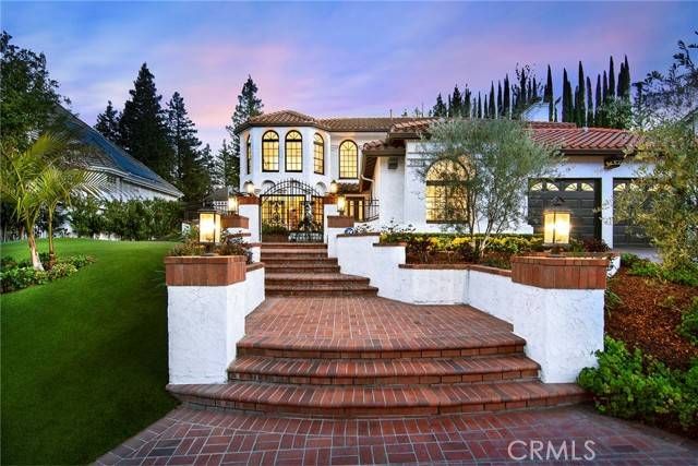 Agoura Hills, CA 91301,29614 Ridgeway Drive