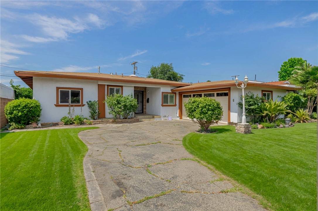 Winnetka (los Angeles), CA 91306,8401 Fullbright Avenue