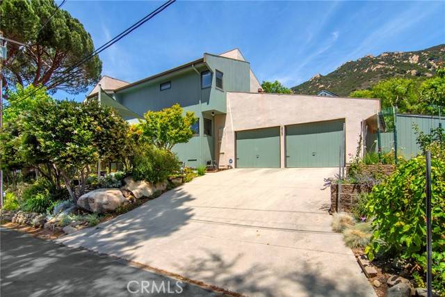 Calabasas, CA 91302,828 Wonder View Drive