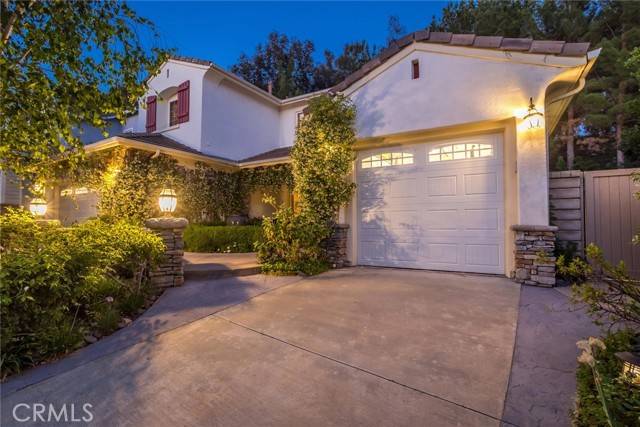 Valencia (santa Clarita), CA 91354,23318 Clifton Place