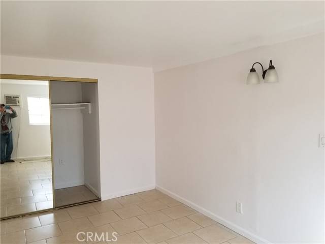 Northridge (los Angeles), CA 91325,17537 Tuba