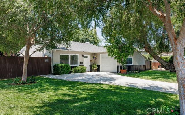 Reseda (los Angeles), CA 91335,7441 Sylvia Avenue