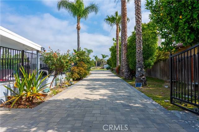 Simi Valley, CA 93063,4759 Cochran Street