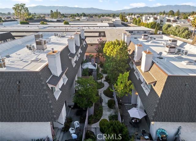 Encino (los Angeles), CA 91316,17937 Magnolia Boulevard #18