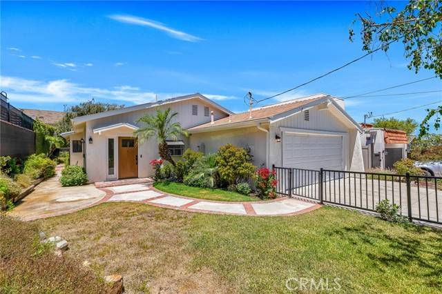Newbury Park (thousand Oaks), CA 91320,221 Acacia Lane