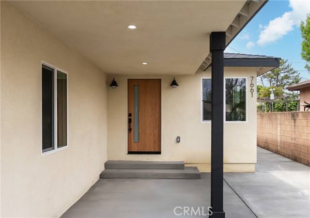 Winnetka (los Angeles), CA 91306,7661 Penfield Avenue