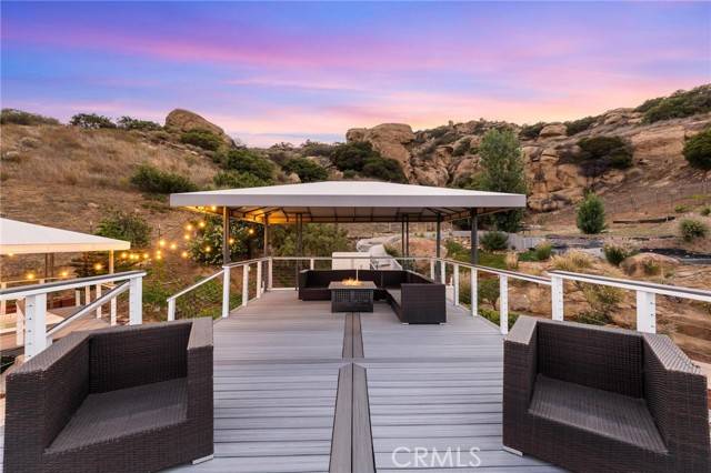 Chatsworth (los Angeles), CA 91311,22870 Trigger Street