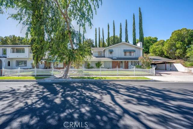Canyon Country (santa Clarita), CA 91351,18872 Darter Drive