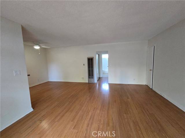 Sherman Oaks, CA 91403,5030 Sepulveda Boulevard #5