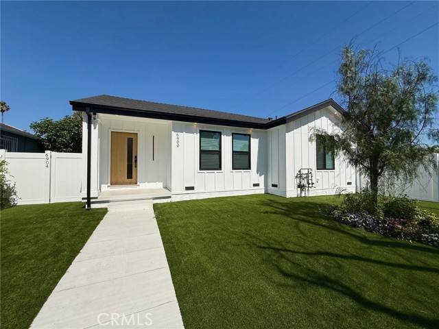 Reseda (los Angeles), CA 91335,6904 Corbin Avenue