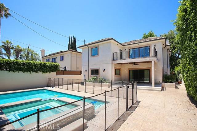 Encino (los Angeles), CA 91316,5016 Lindley Avenue
