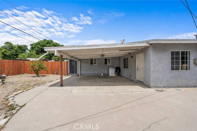 Ontario, CA 91764,1571 E Olive Street