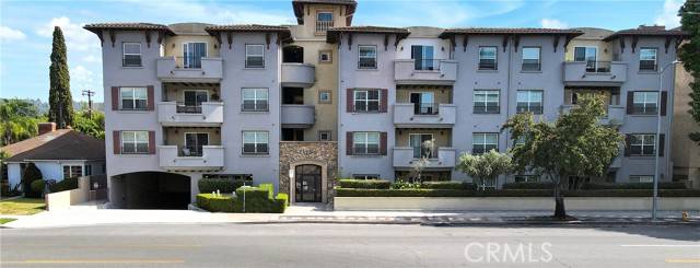 Sherman Oaks, CA 91423,13200 Moorpark Street #201