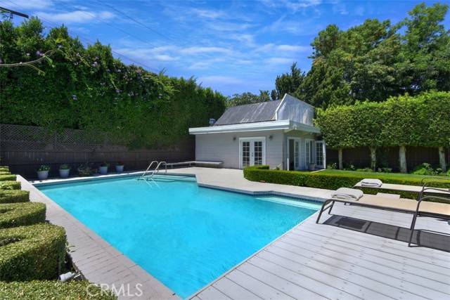 Sherman Oaks, CA 91423,4161 Dixie Canyon Avenue