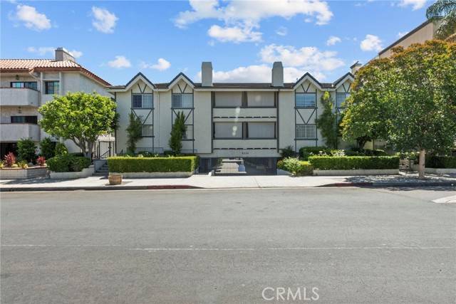 Encino (los Angeles), CA 91316,5230 Zelzah Avenue #3