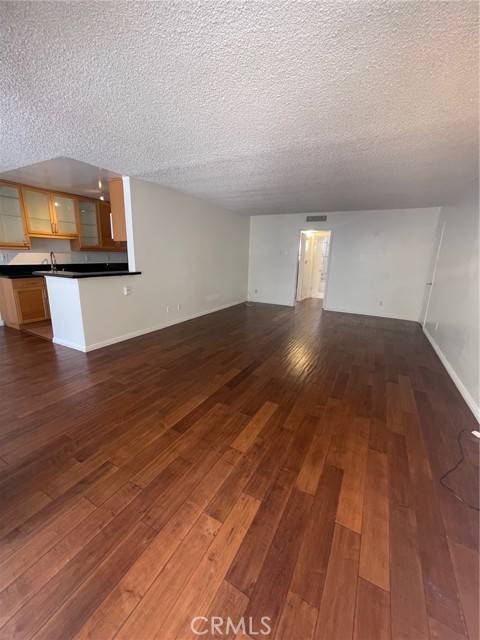 Encino (los Angeles), CA 91316,5328 Newcastle Avenue #26