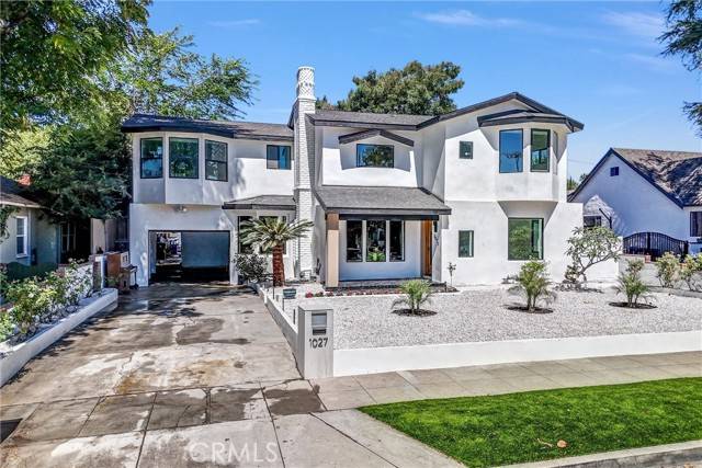 Burbank, CA 91506,1027 N Lamer Street