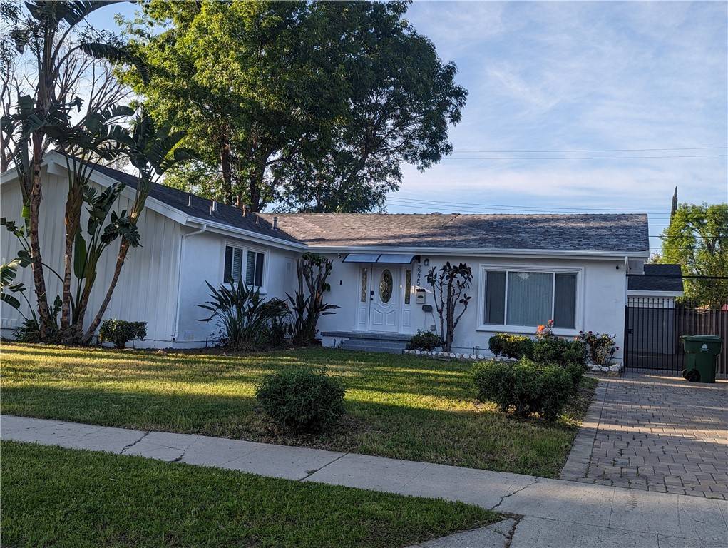 Woodland Hills (los Angeles), CA 91303,22253 Criswell Street