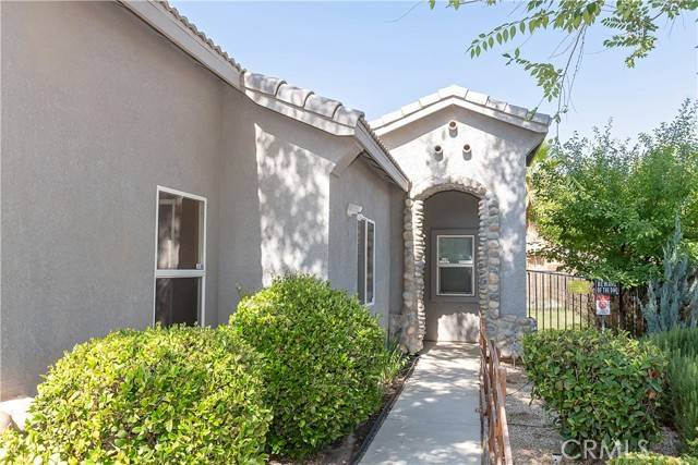 Lancaster, CA 93535,43963 Glenraven Road