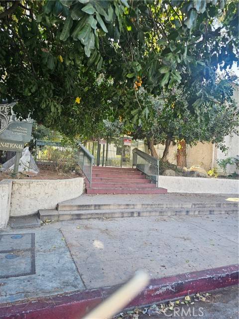 Canoga Park (los Angeles), CA 91304,8601 International Avenue #266