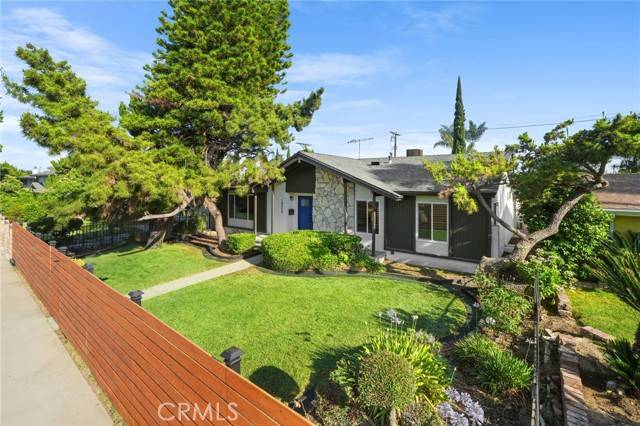 North Hills (los Angeles), CA 91343,16228 Plummer Street