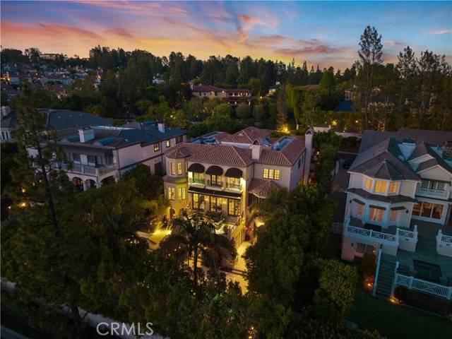 Los Angeles, CA 90077,2323 Worthing Lane