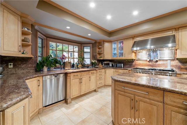 Woodland Hills (los Angeles), CA 91367,6011 Paseo La Vista
