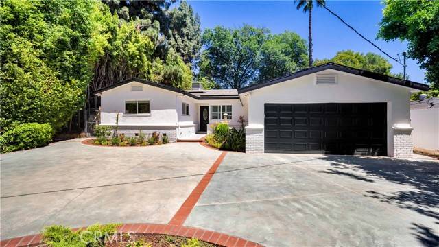 Studio City (los Angeles), CA 91604,12535 Kling Street
