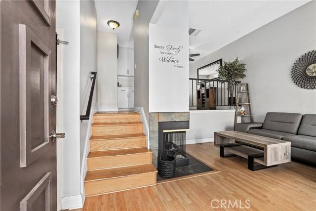 Canyon Country (santa Clarita), CA 91387,27614 Nugget Drive #3