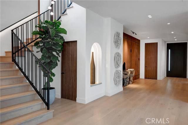 Sherman Oaks, CA 91423,13158 Otsego Street