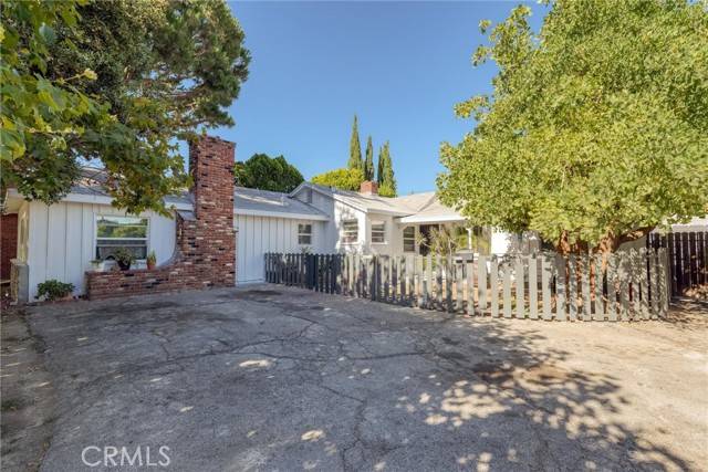 North Hollywood (los Angeles), CA 91606,6232 Riverton Avenue