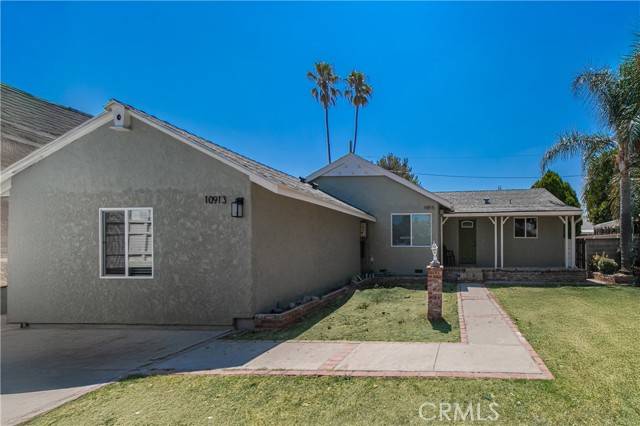 Granada Hills (los Angeles), CA 91344,10915 Whitaker Avenue