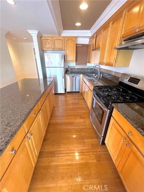 Laguna Beach, CA 92651,100 Cliff Drive #5