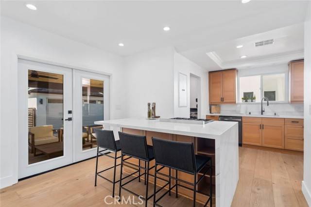 Valley Village, CA 91607,5519 Simpson Avenue