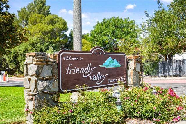 Newhall (santa Clarita), CA 91321,26725 Oak Garden Court