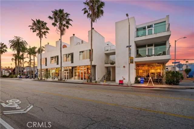 Venice (los Angeles), CA 90291,1121 Abbot Kinney Boulevard #3