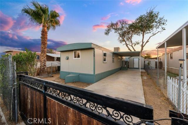 Rosamond, CA 93560,3300 156th St West