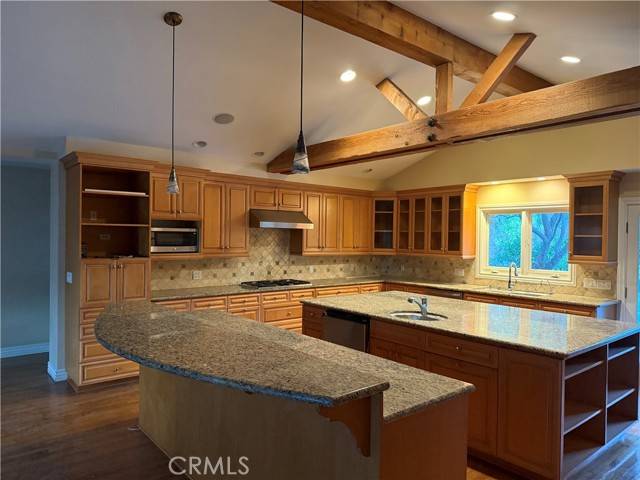 Encino (los Angeles), CA 91436,16248 Darcia Place