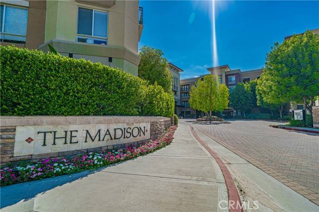 Valencia (santa Clarita), CA 91355,24585 Town Center Drive #4304