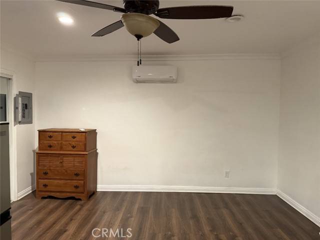 Woodland Hills (los Angeles), CA 91364,21223 velicata