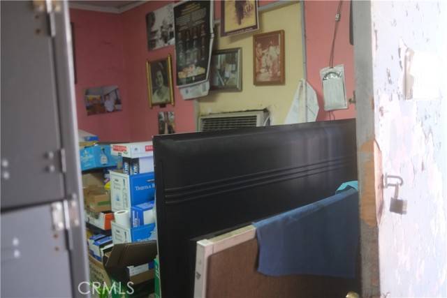 Pacoima (los Angeles), CA 91331,10337 San Fernando Road