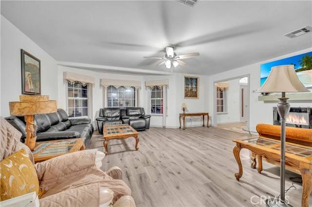 Tehachapi, CA 93561,24261 Jacaranda Drive