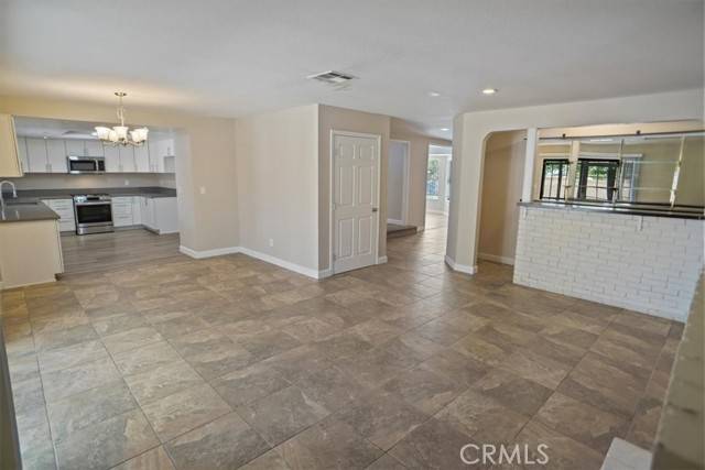 Lancaster, CA 93535,1311 Herzel