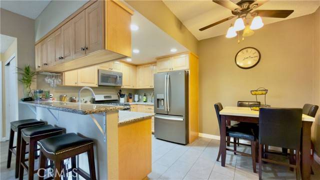 San Fernando, CA 91340,10943 Laurel Canyon