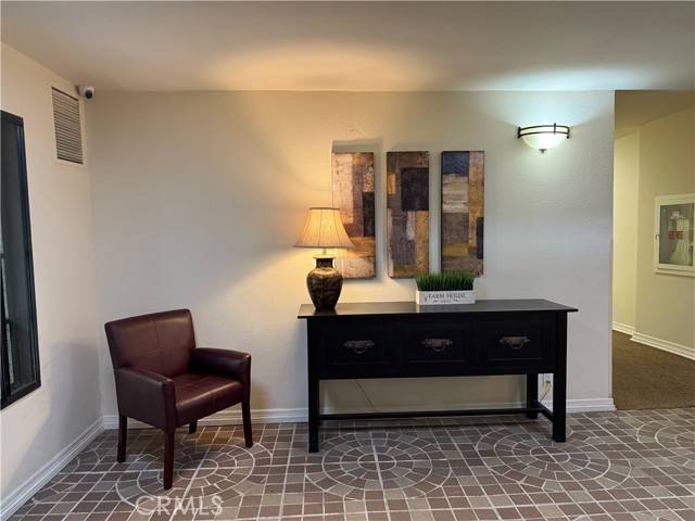 Tarzana (los Angeles), CA 91356,18324 CLARK #120