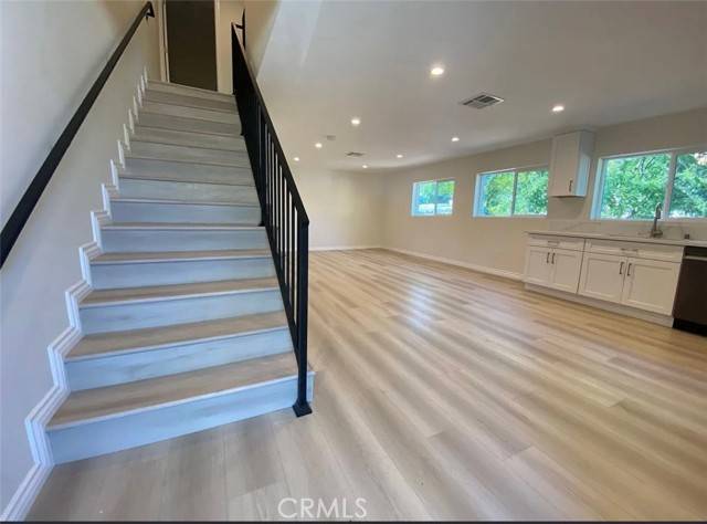 Calabasas, CA 91302,5405 Ruthwood Drive