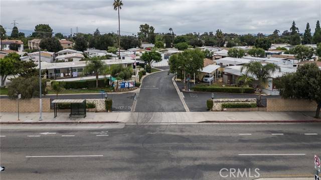 San Fernando, CA 91345,9 Donna Way